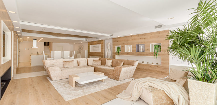 GCROR2344079 – Apartamento en Planta Baja-Málaga