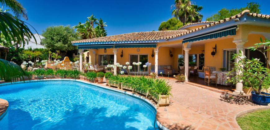 Villa Independiente en El Paraiso – Málaga – GCROR4093414