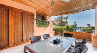 Apartamento Planta Baja en Puerto Banús – Málaga – GCROR2911178