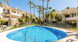 Unifamiliar Adosada en Atalaya – Málaga – GCROR4159117