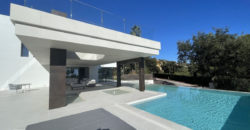 Villa Independiente en Sierra Blanca – Málaga – GCROR4194535