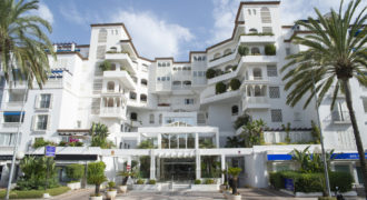 Apartamento Ático en Puerto Banús – Málaga – GCROR3072355