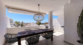 Apartamento Ático Dúplex en Nueva Andalucía – Málaga – GCROR4305430