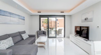 Apartamento Planta Media en Nueva Andalucía – Málaga – GCROR4348069