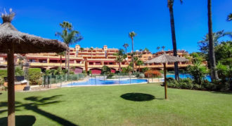 Apartamento Planta Media en Estepona – Málaga – GCROR4392868